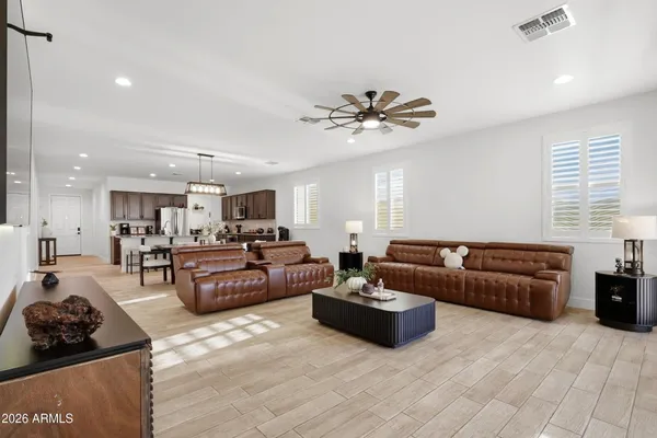 $610,000 | 7612 West Illini Street, Phoenix, AZ 85043