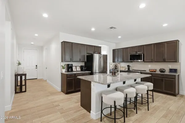 $610,000 | 7612 West Illini Street, Phoenix, AZ 85043