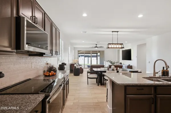 $610,000 | 7612 West Illini Street, Phoenix, AZ 85043