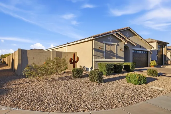 $610,000 | 7612 West Illini Street, Phoenix, AZ 85043