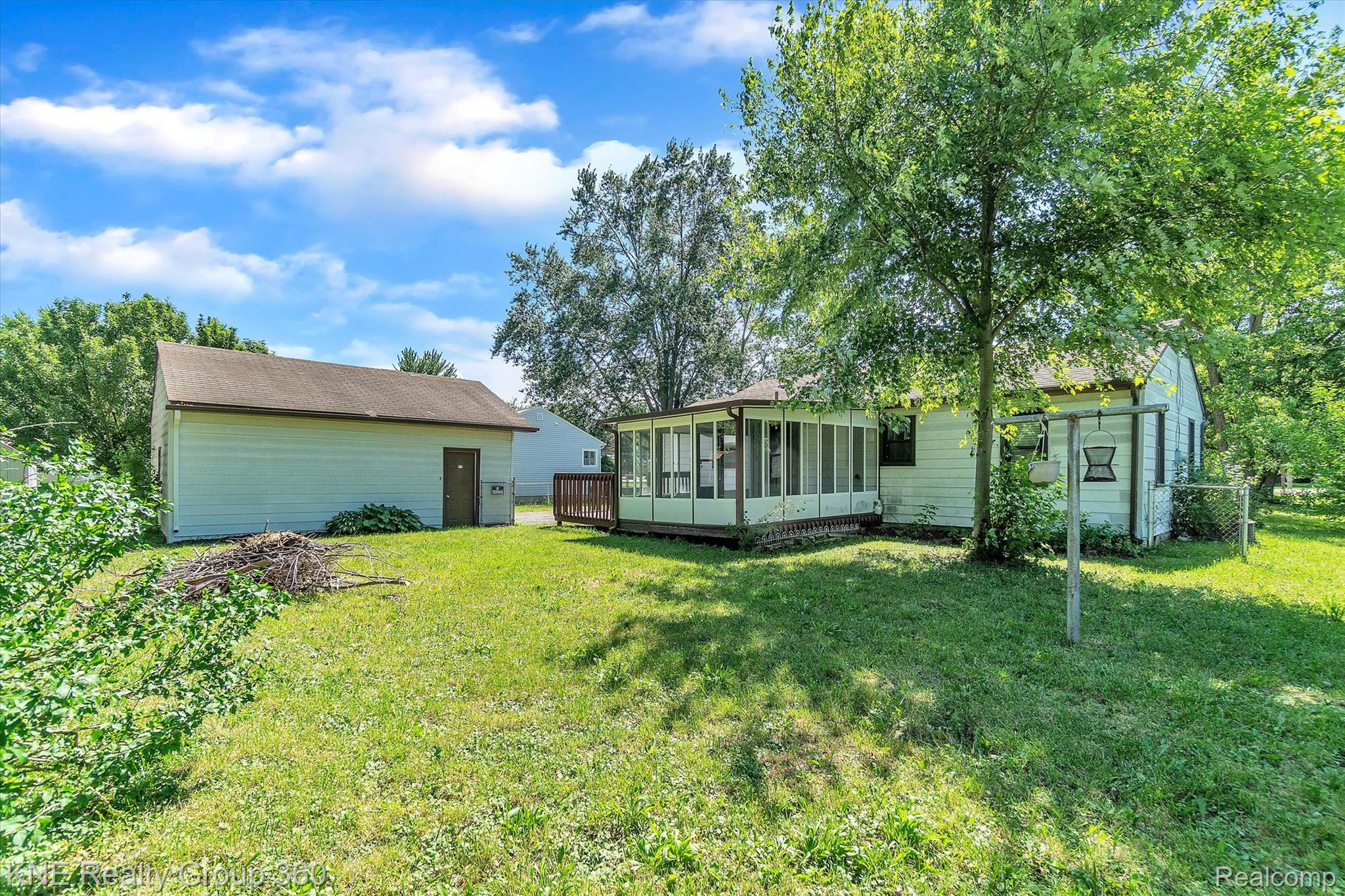 4236 North Belsay Road Flint, MI 48506 - Photo 10 of 41 Gallery Image 10