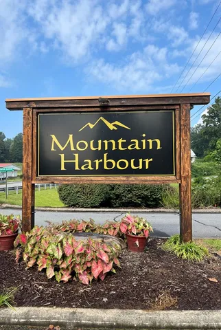 a view of sign board