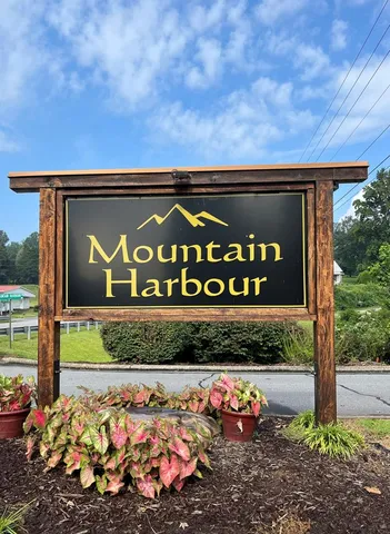 a view of sign board