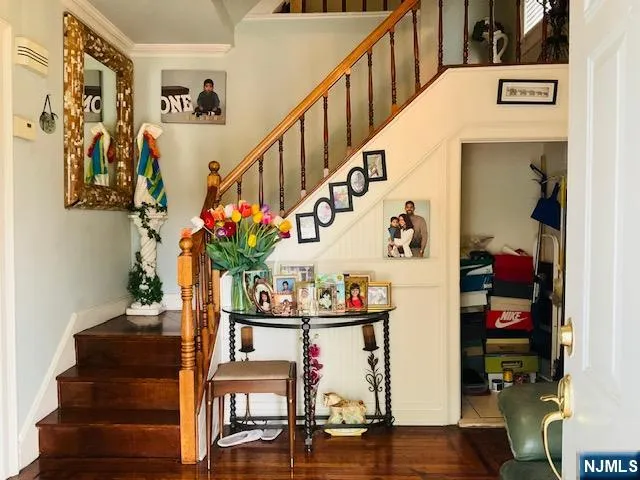 a view of entryway and hall