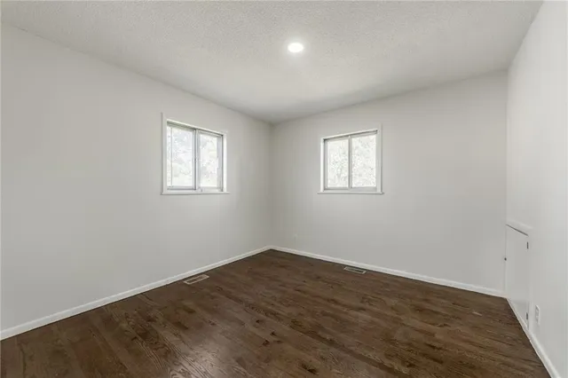 $174,900 | 1511 Osage Trail, Independence, MO 64058