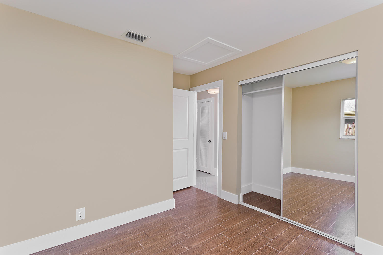 5035 Northwest 3rd Terrace Boca Raton, FL 33431 - Photo 18 of 29 16_Bedroom3_1