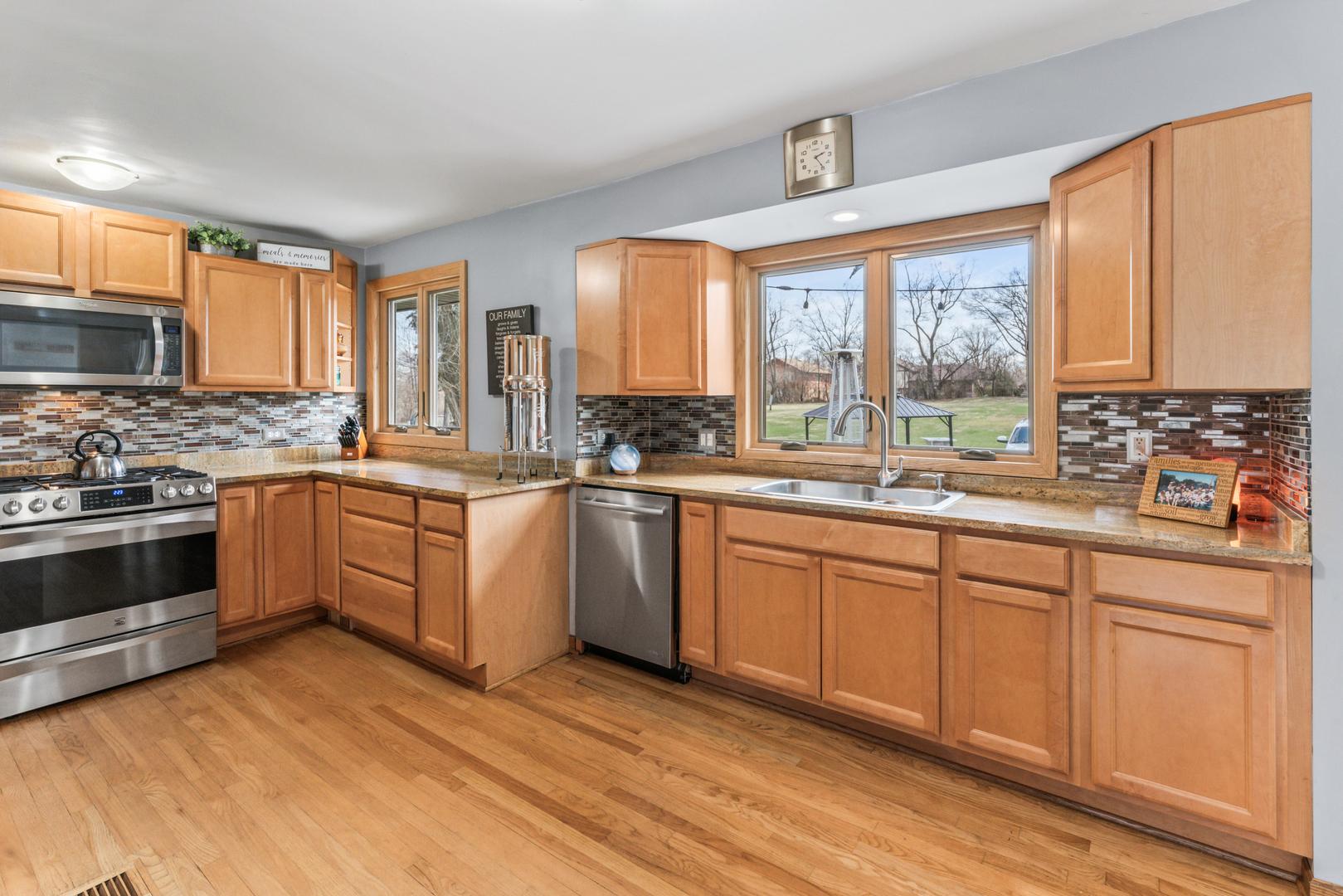 11241 72nd Street Burr Ridge, IL 60527 - Photo 11 of 42 Gallery Image 11
