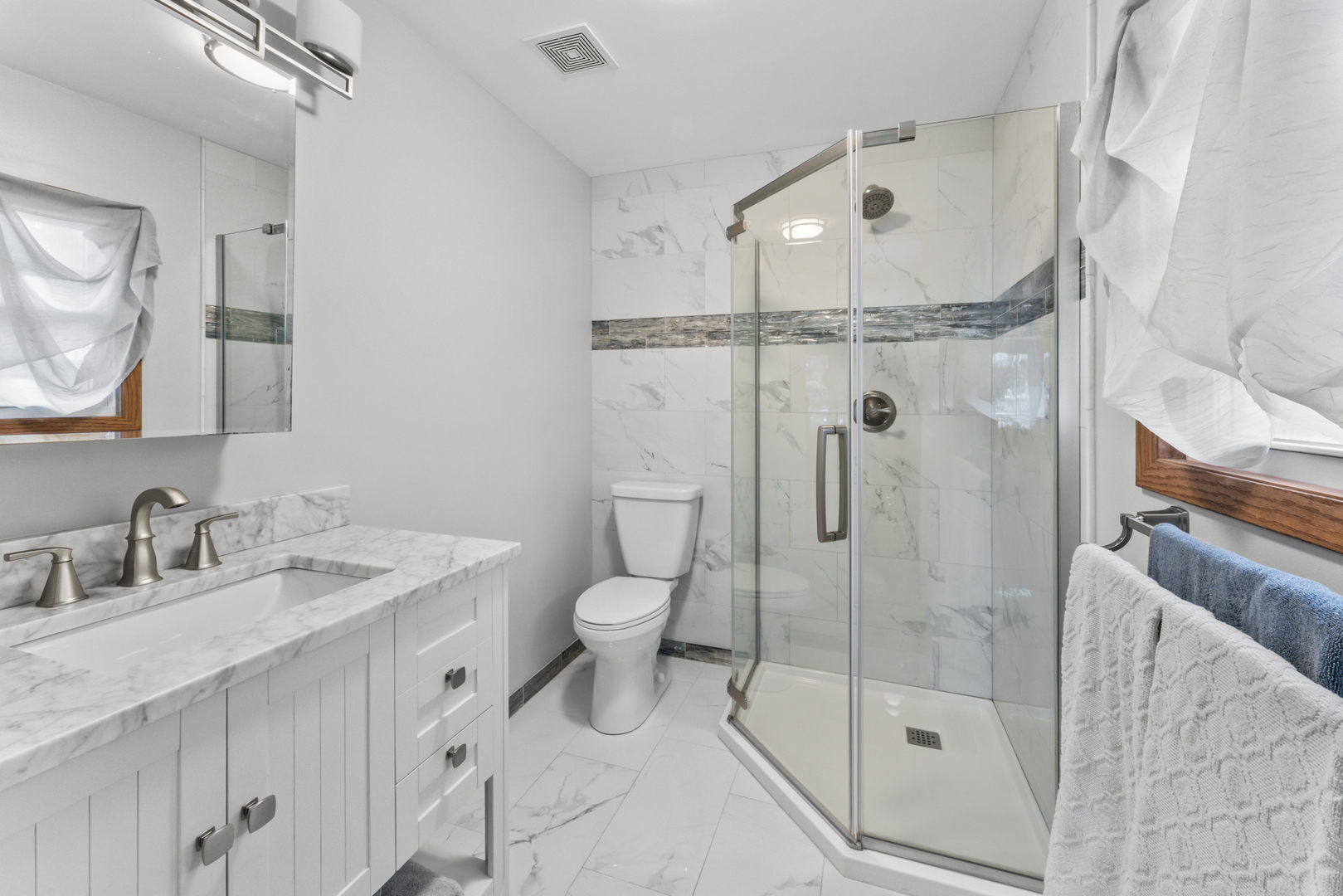 11241 72nd Street Burr Ridge, IL 60527 - Photo 15 of 42 Gallery Image 15
