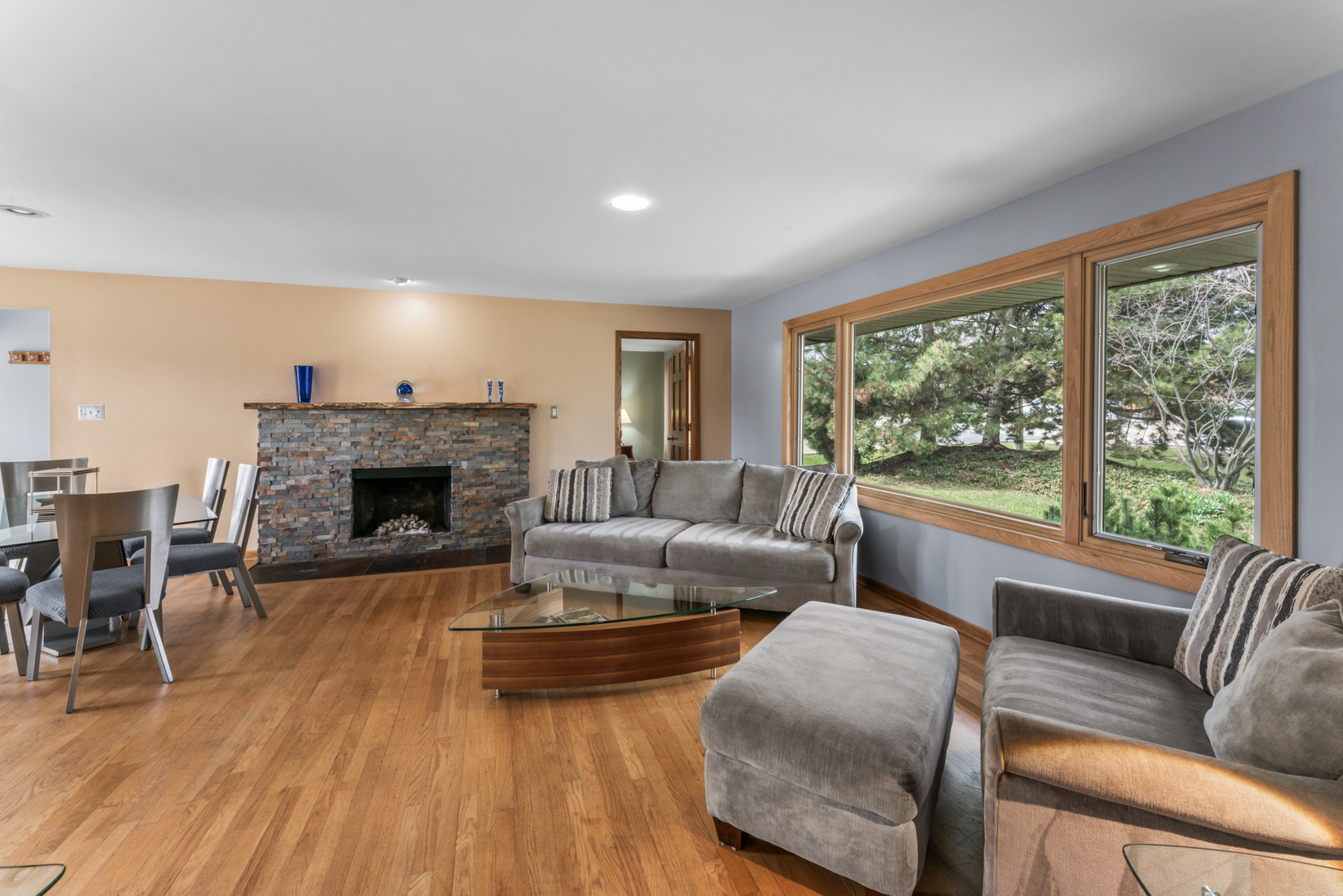 11241 72nd Street Burr Ridge, IL 60527 - Photo 5 of 42 Gallery Image 5
