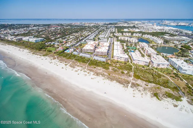 a view of an ocean view