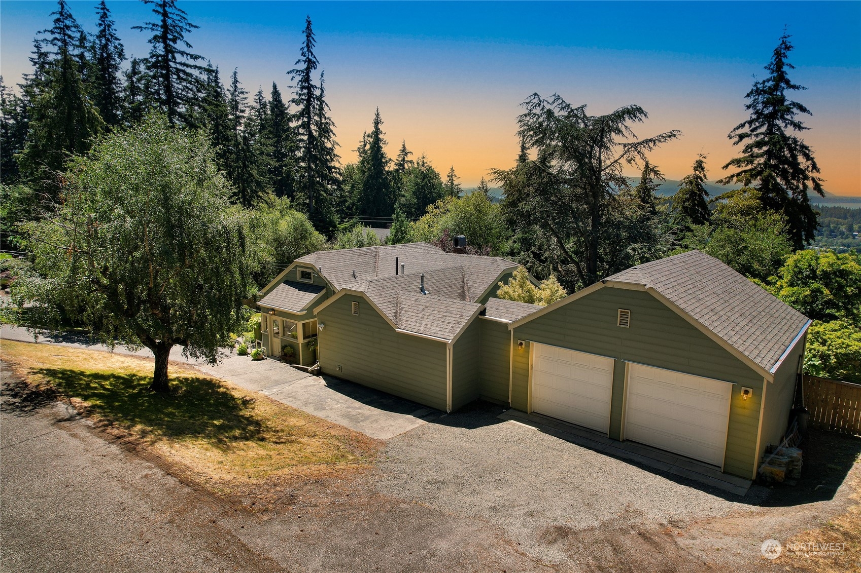 1901 Samish Way Bellingham, WA 98229 - Photo 3 of 40 Gallery Image 3