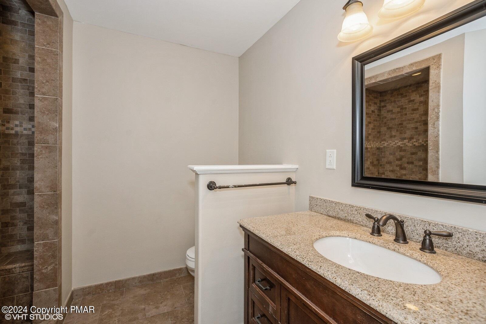 414 Long Road Canadensis, PA 18325 - Photo 13 of 20 Bath