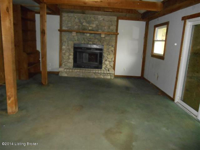 8211 Kerry Road Louisville, KY 40258 - Photo 7 of 23 DSCN3666 (Small)