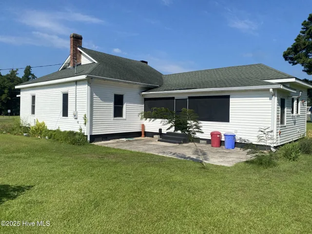 $248,000 | 231 Highway 33, Chocowinity, NC 27817