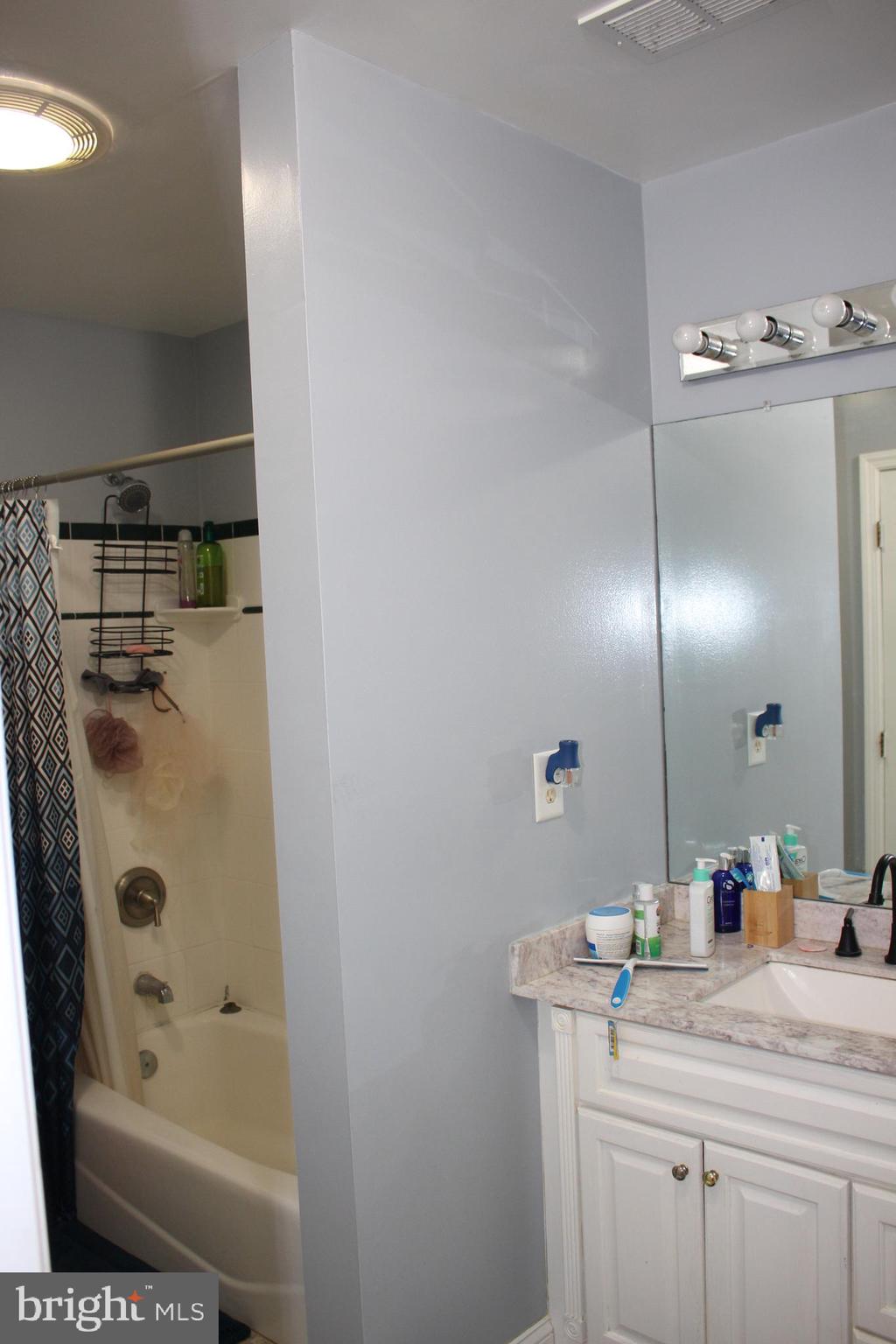 80 Chews Landing Road Clementon, NJ 08021 - Photo 34 of 50 a bathroom with a bathtub and a sink