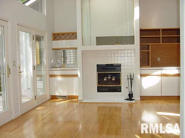 9408 158th Street West Taylor Ridge, IL 61284 - Photo 2 of 6