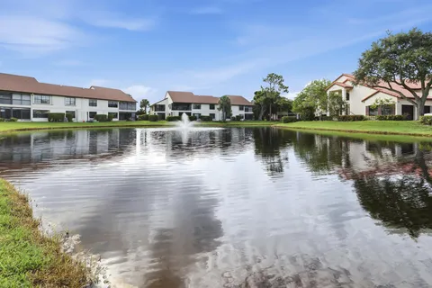 $2,500 | 3357 Jog Park Drive, Unit 4212C, Greenacres, FL 33467