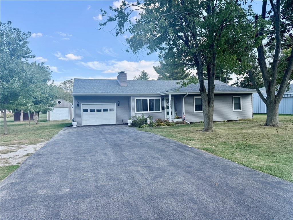 2116 South Lost Bridge Road Decatur, IL 62521 - Photo 1 of 14