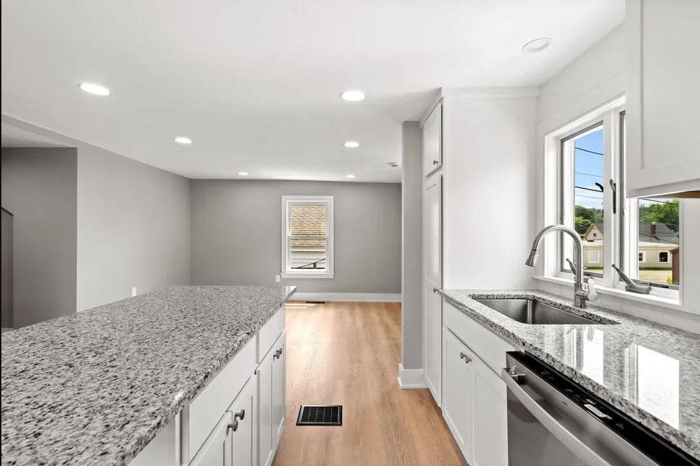 54 Main Street, Unit 201 Topsfield, MA 01983 - Photo 8 of 22