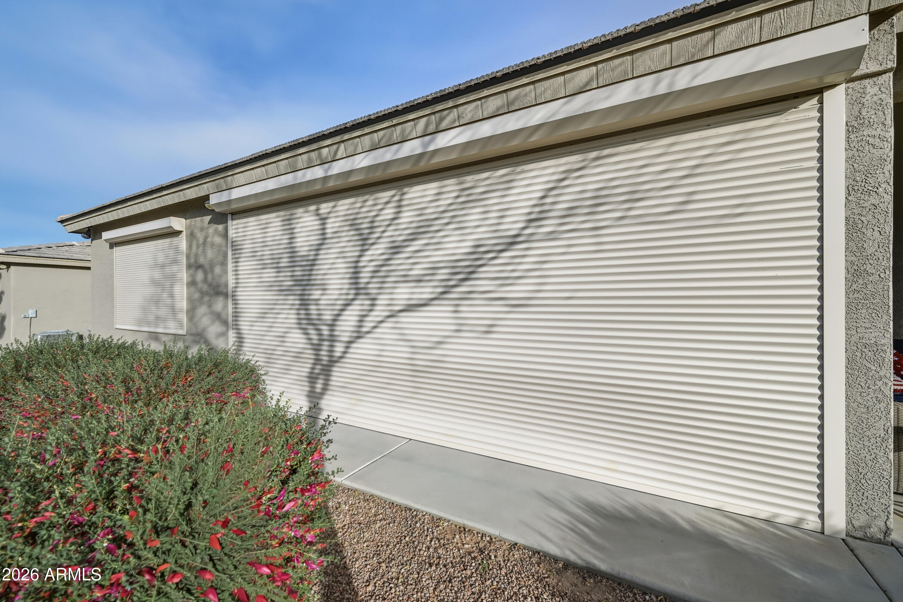 3117 South Signal Butte Road, Unit 514 Mesa, AZ 85212 - Photo 23 of 35 SC514 REAR ROLLER SHIELDS