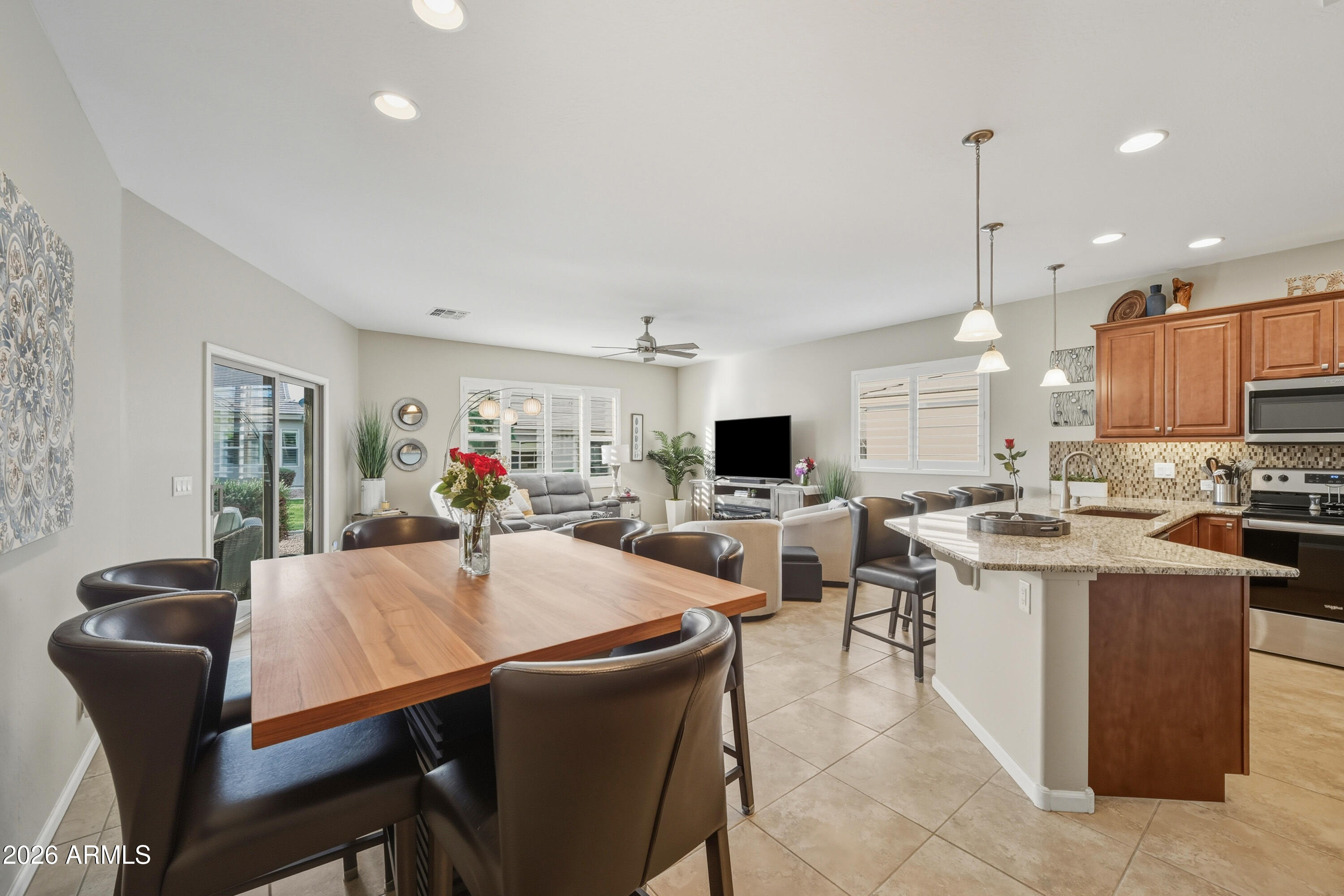 3117 South Signal Butte Road, Unit 514 Mesa, AZ 85212 - Photo 5 of 35 SC514 DINING GREAT ROOM