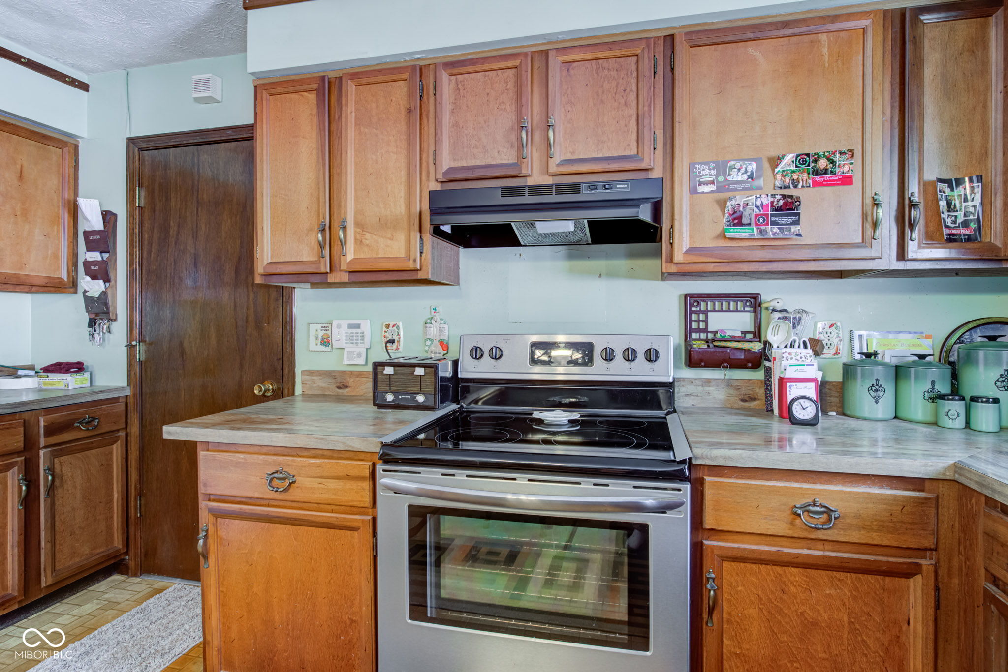 5965 Bluff Road Indianapolis, IN 46217 - Photo 12 of 25 Gallery Image 12