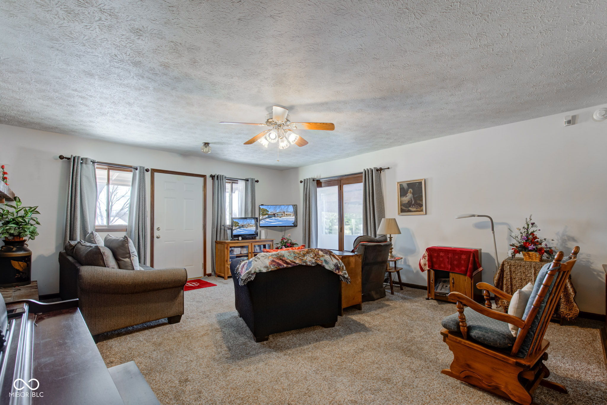 5965 Bluff Road Indianapolis, IN 46217 - Photo 8 of 25 Gallery Image 8