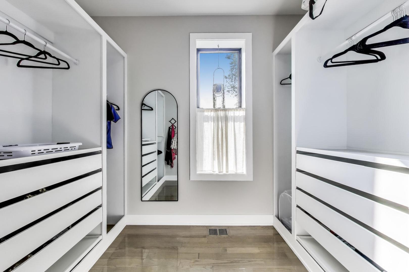 2742 West Polk Street Chicago, IL 60612 - Photo 22 of 50 a view of an entryway with wooden floor