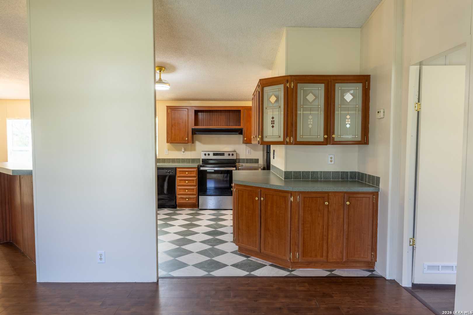 702 North 11th Street Junction, TX 76849 - Photo 6 of 18