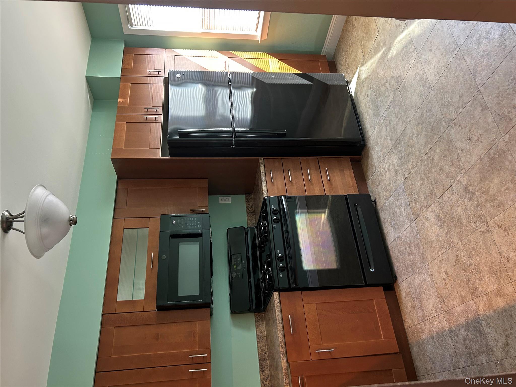 135 West Nyack Road, Unit 111 Nanuet, NY 10954 - Photo 4 of 16