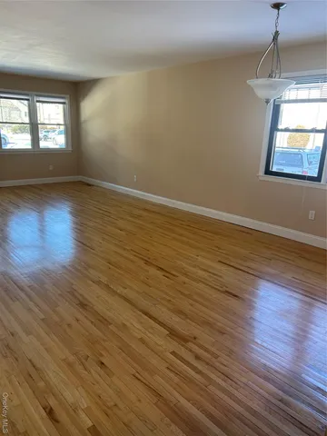 $2,350 | 135 West Nyack Road, Unit 111, Nanuet, NY 10954