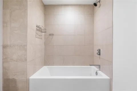 $1,599,000 | 1000 Brickell Plaza, Unit 4015, Miami, FL 33131