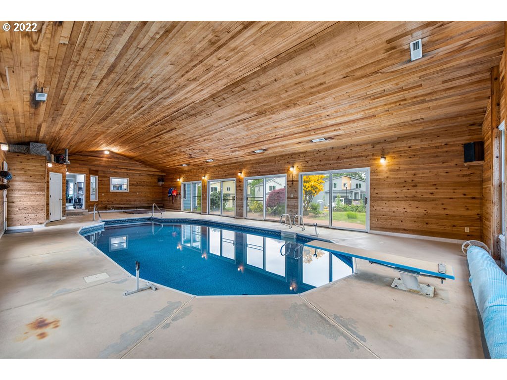 1908 North 4th Way Ridgefield, WA 98642 - Photo 4 of 32 a view of a swimming pool