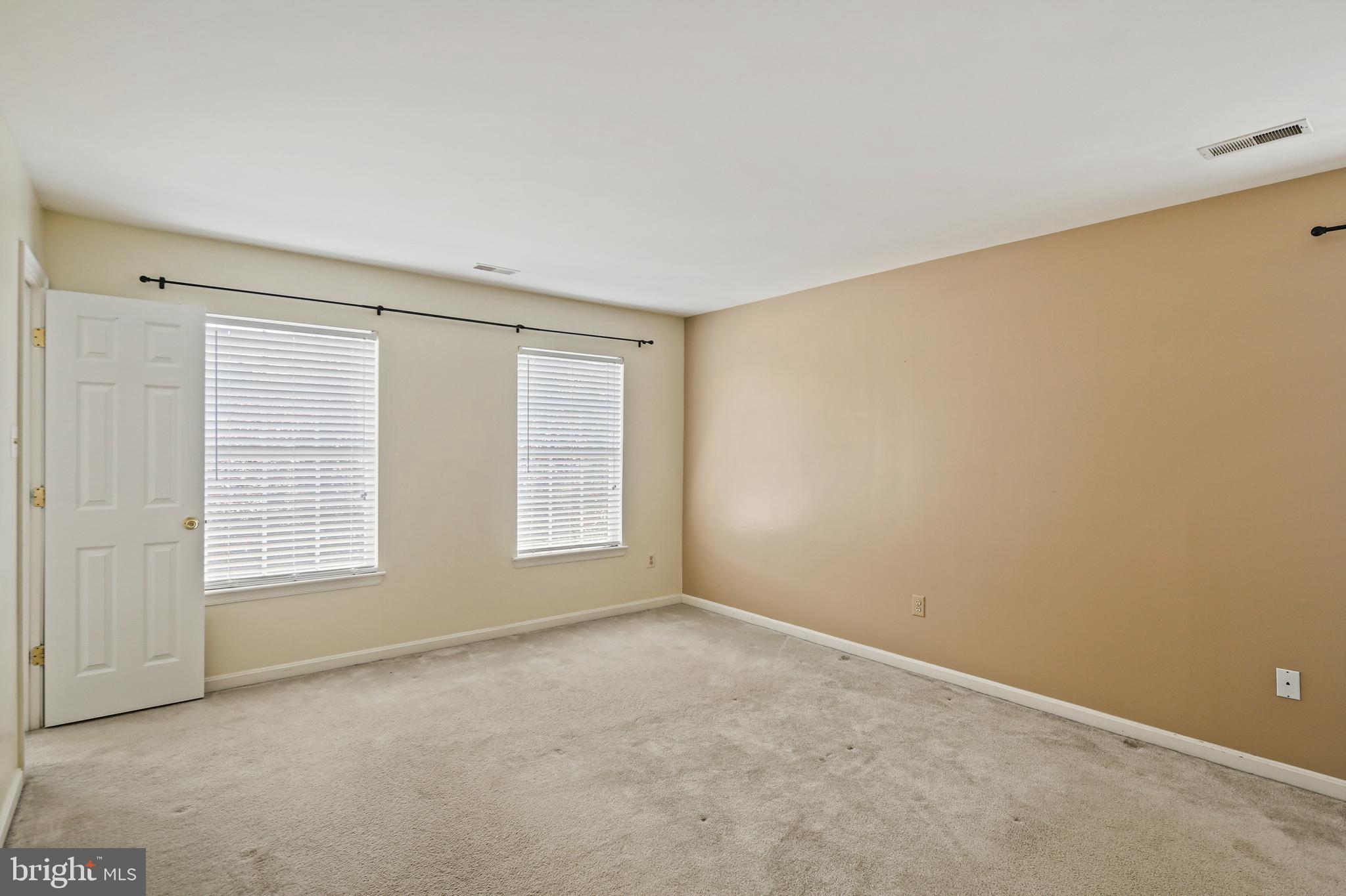 9522 Good Spring Drive Perry Hall, MD 21128 - Photo 24 of 50 Natural light !