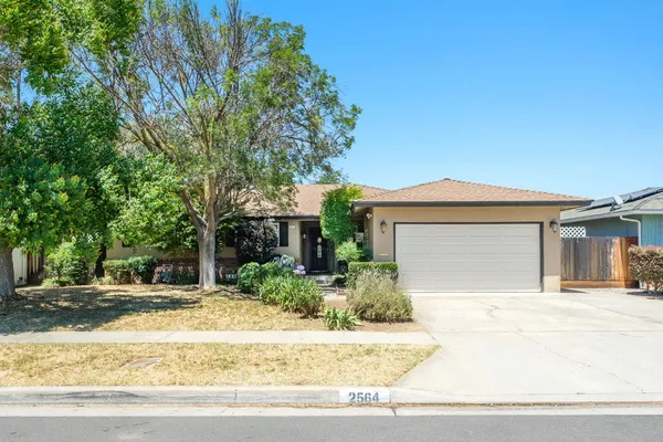 $440,000 | 2564 East Los Altos Avenue, Fresno, CA 93710