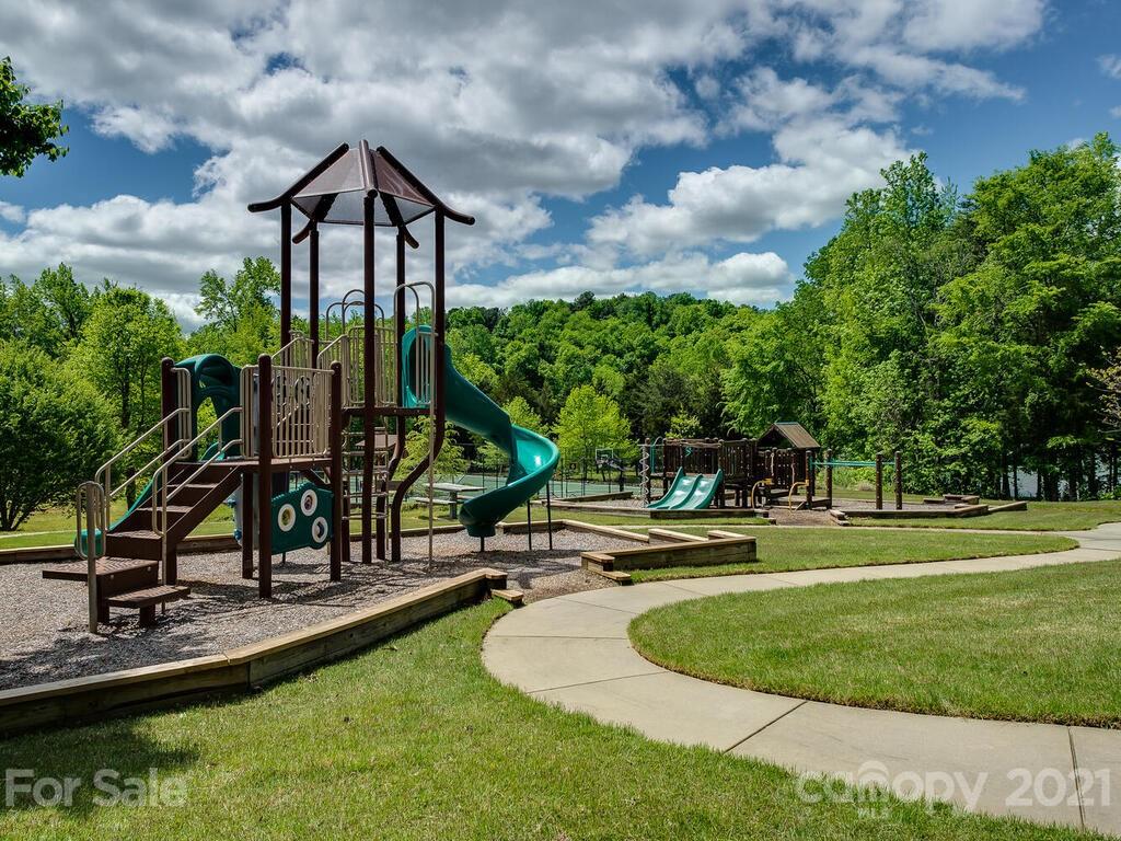 9010 Island Point Road Charlotte, NC 28278 - Photo 12 of 15 Gallery Image 12