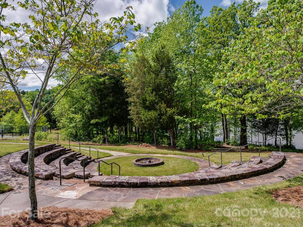 9010 Island Point Road Charlotte, NC 28278 - Photo 13 of 15 Gallery Image 13