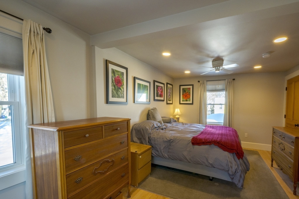42 Bisson Street Beverly, MA 01915 - Photo 19 of 31