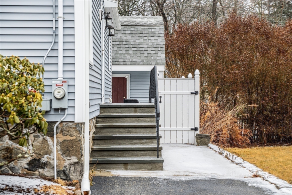 42 Bisson Street Beverly, MA 01915 - Photo 29 of 31
