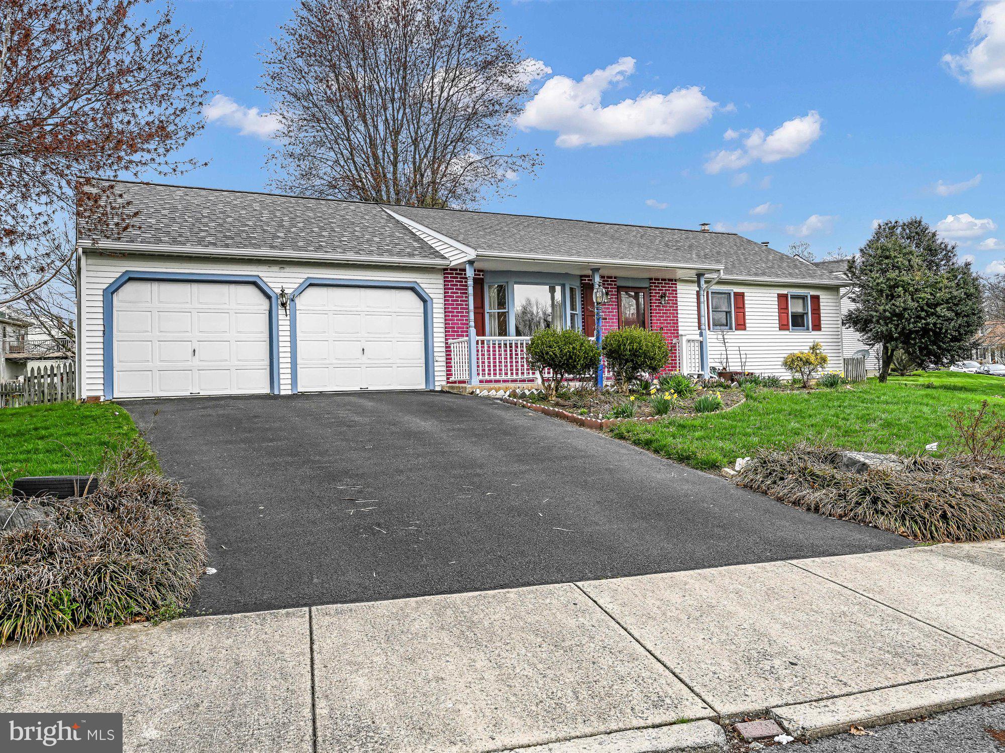 1901 Wilderness Road Lancaster, PA 17603 - Photo 3 of 27 Gallery Image 3