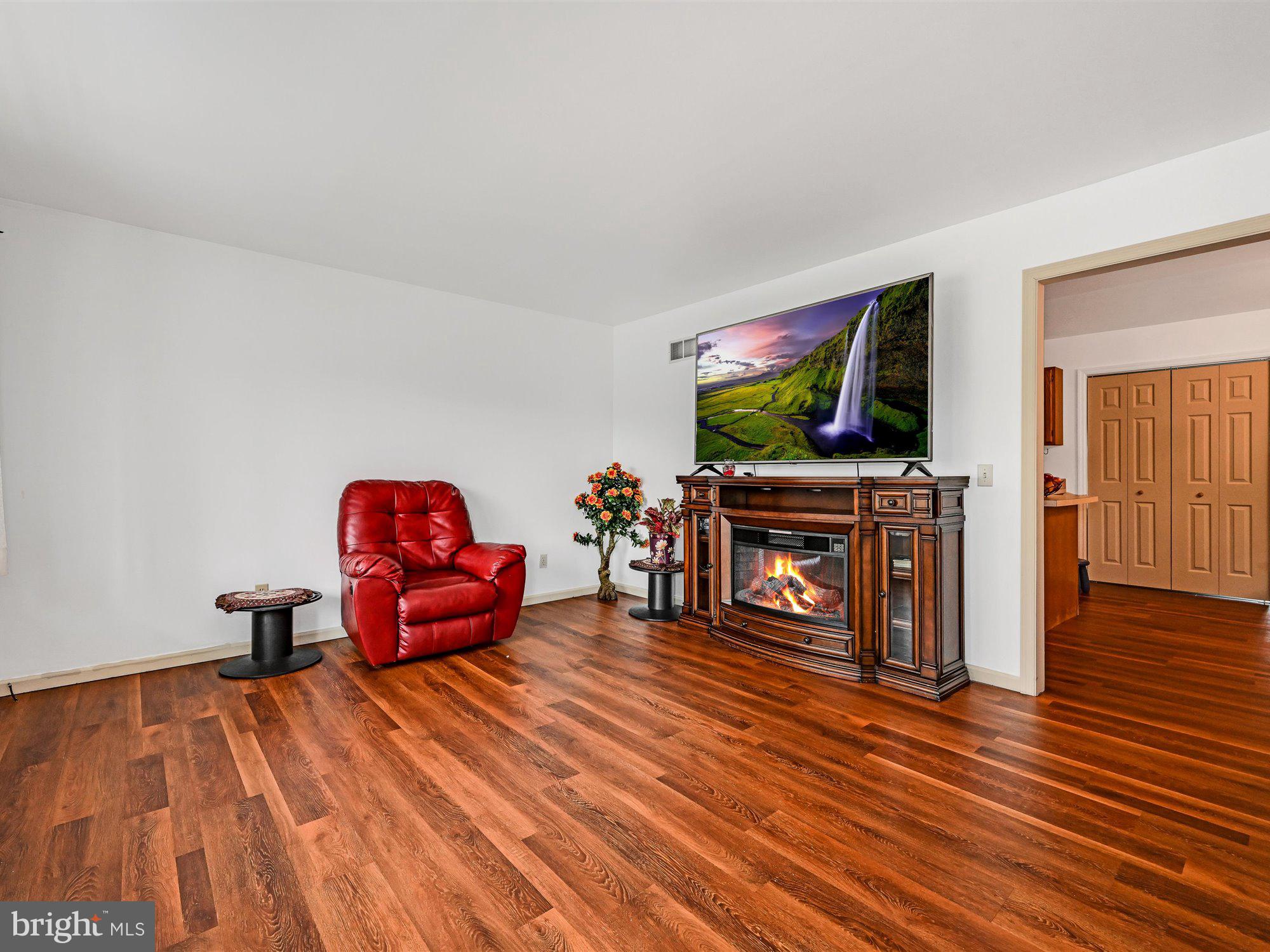 1901 Wilderness Road Lancaster, PA 17603 - Photo 6 of 27 Gallery Image 6