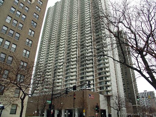 6033 North Sheridan Road, Unit 40B Chicago, IL 60660 - Photo 1 of 1