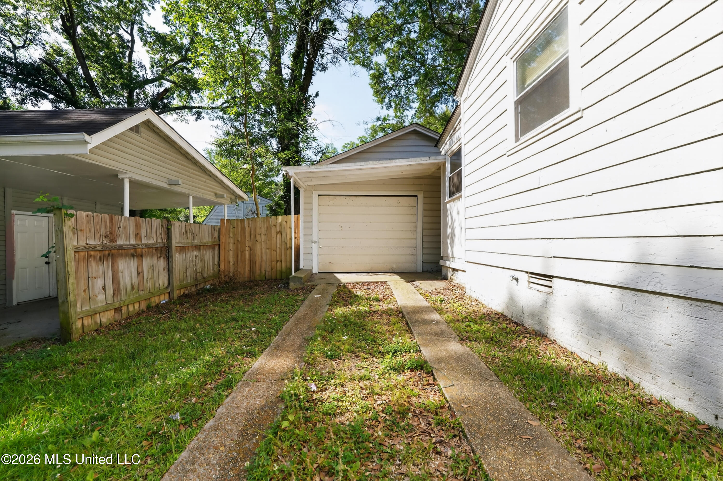 343 Broadmoor Drive Jackson, MS 39206 - Photo 40 of 40 07_343_Broadmoor_Dr-Exterior-6838