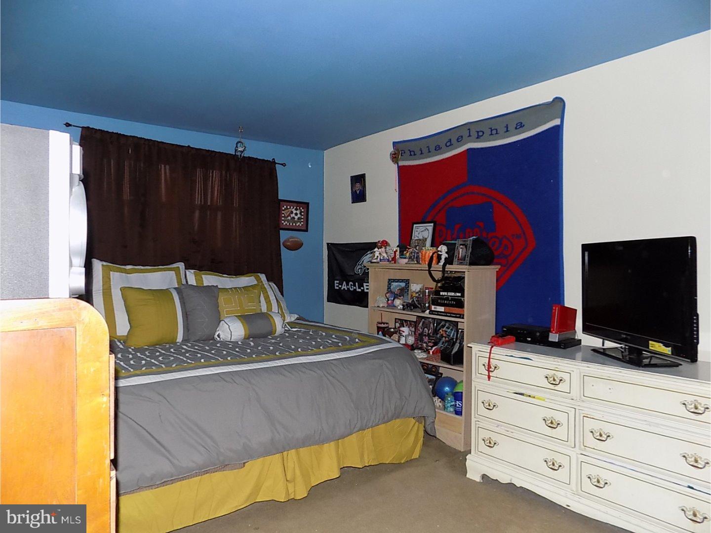 11713 Lanett Road Philadelphia, PA 19154 - Photo 8 of 12 Bedroom 2