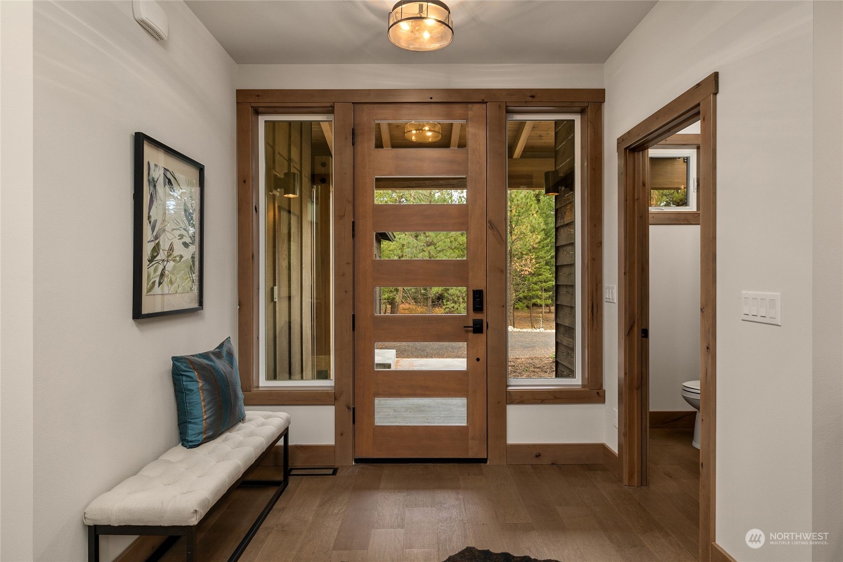 331 Old Grv Trail Ronald, WA 98940 - Photo 4 of 40 a living room with furniture and a window