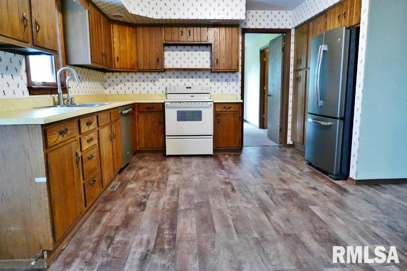 8326 Brimfield Jubilee Road Dunlap, IL 61525 - Photo 15 of 49 Gallery Image 15