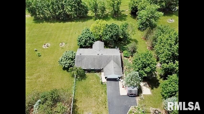 8326 Brimfield Jubilee Road Dunlap, IL 61525 - Photo 5 of 49 Gallery Image 5