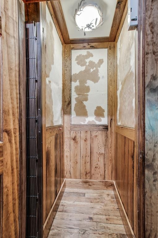 7394 Forest Glenn Road Fairview, TN 37062 - Photo 12 of 30 a view of a entryway door with interior