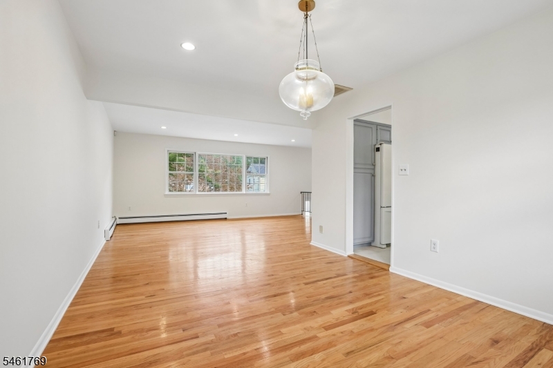 41 Rys Terrace Fair Lawn, NJ 07410 - Photo 9 of 35 Gallery Image 9