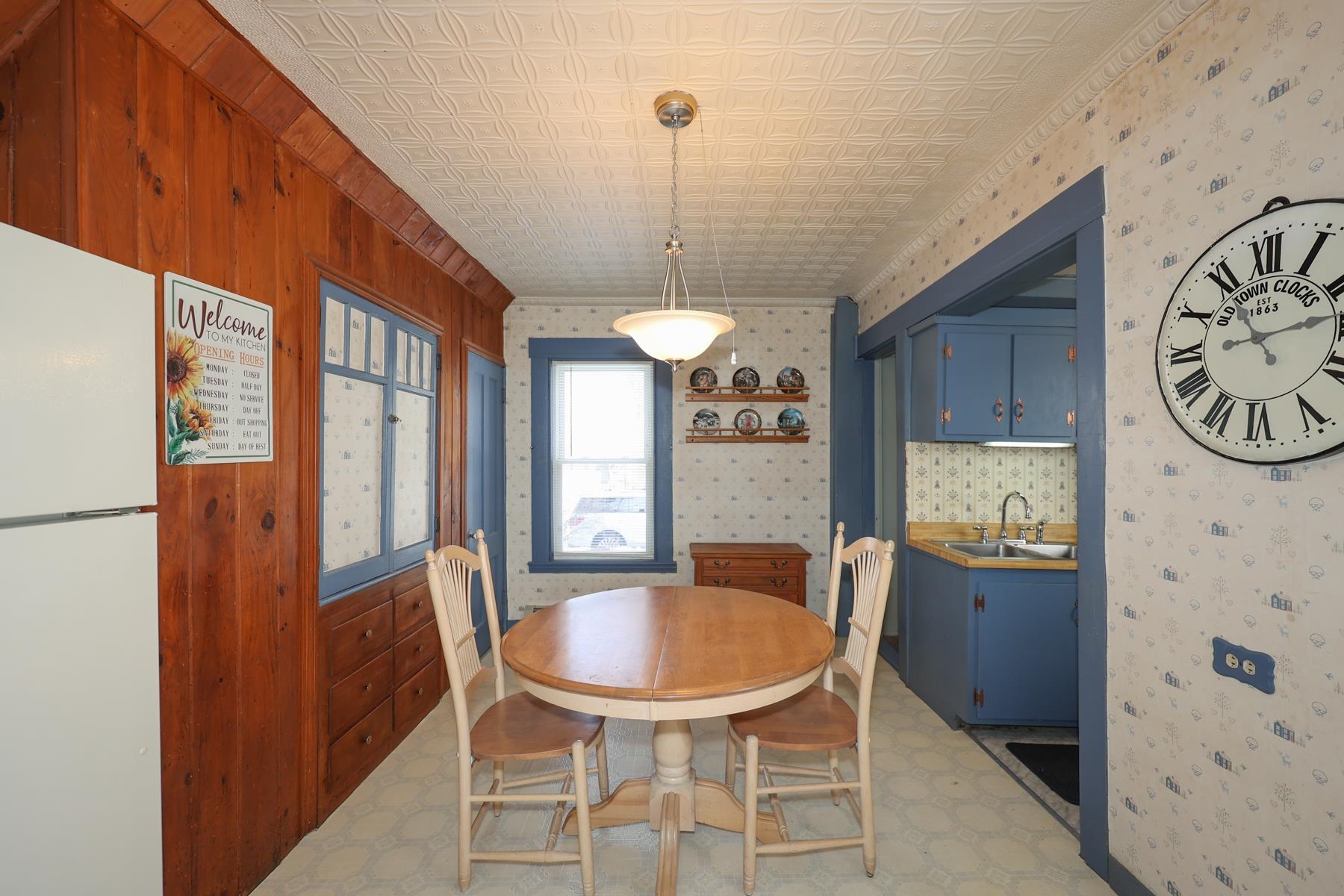445 Mast Road Manchester, NH 03102 - Photo 4 of 40